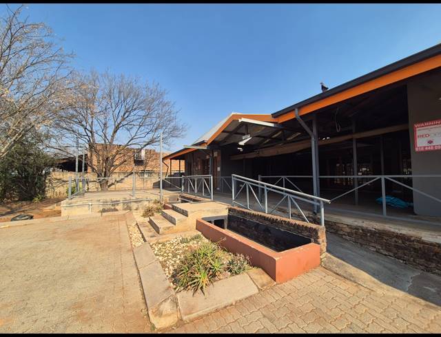 1,314M² RESTAURANT FOR SALE IN HENLEY ON KLIP